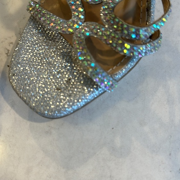 Thalia Sodi silver with iridescent beads open toe straps heels size 6.5 - Picture 7 of 7